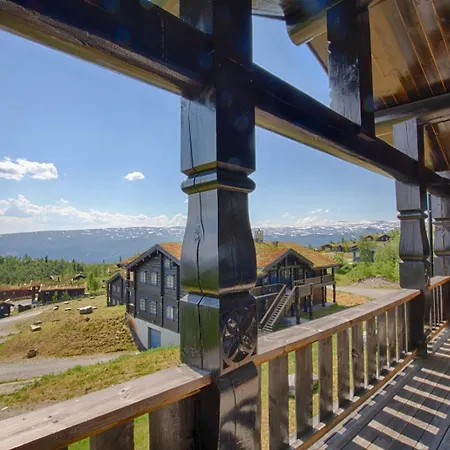 Apartment Mountain Escape With Modern Amenities
